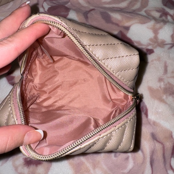 Tartan and Twine cosmetics bag set - Picture 10 of 12